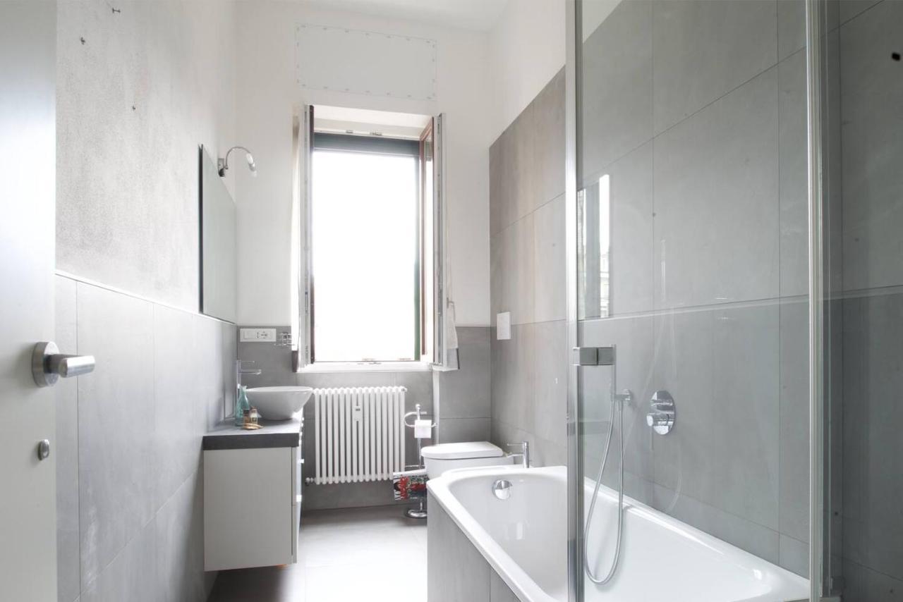 3 Bedrooms Apartment Milan Exterior photo